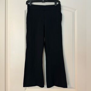 Spanx - The Perfect Pant - Kick Flare - Petite Small